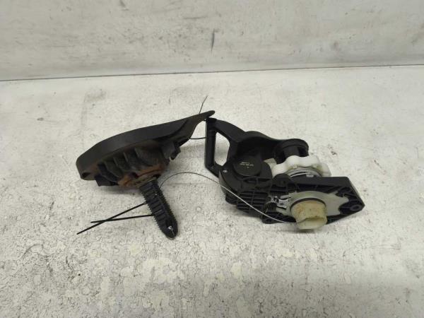 SYSTÈME POUR SUPPORT DE ROUE DE SECOURS RENAULT - Vue 1